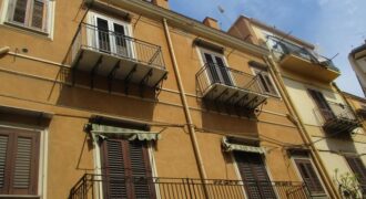 Termini Imerese: appartamento via Armando Diaz 13
