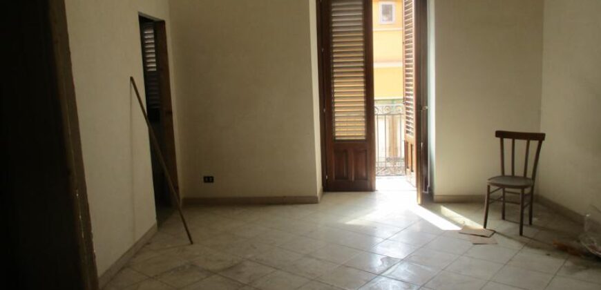 Termini Imerese: appartamento via Armando Diaz 13