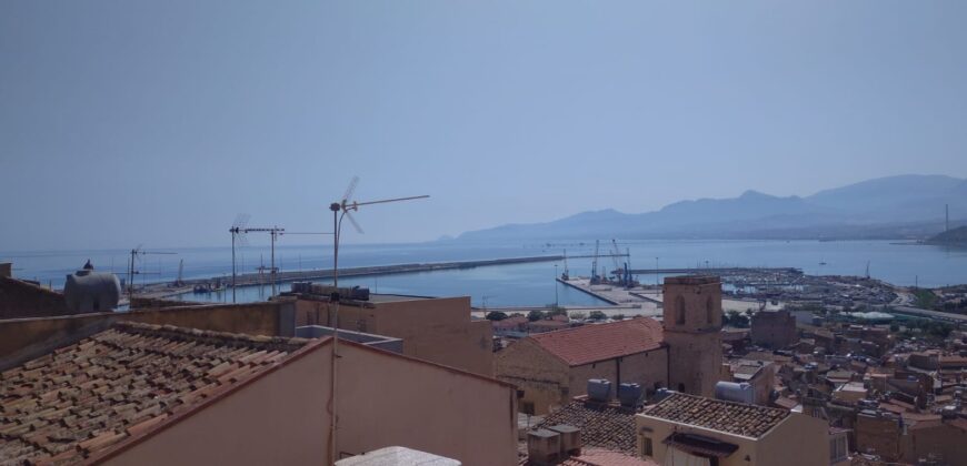 Termini Imerese: casa indipendente Piazza Benincasa