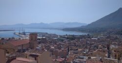 Termini Imerese: casa indipendente Piazza Benincasa