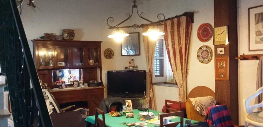 Termini Imerese: villa via libertà