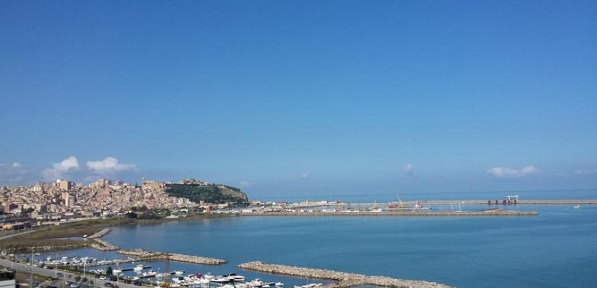 Termini Imerese: villa via libertà