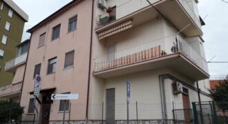 Termini Imerese: appartamento via Ignazio Candioto