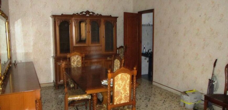 Termini Imerese: palazzina via Mangione