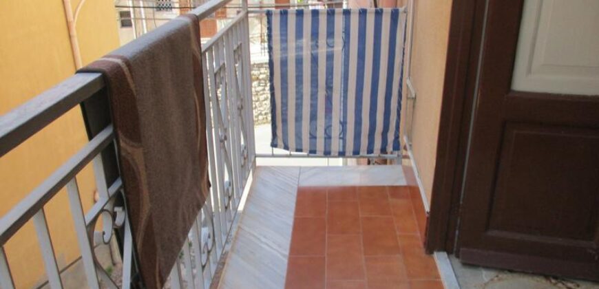 Termini Imerese: palazzina via Mangione