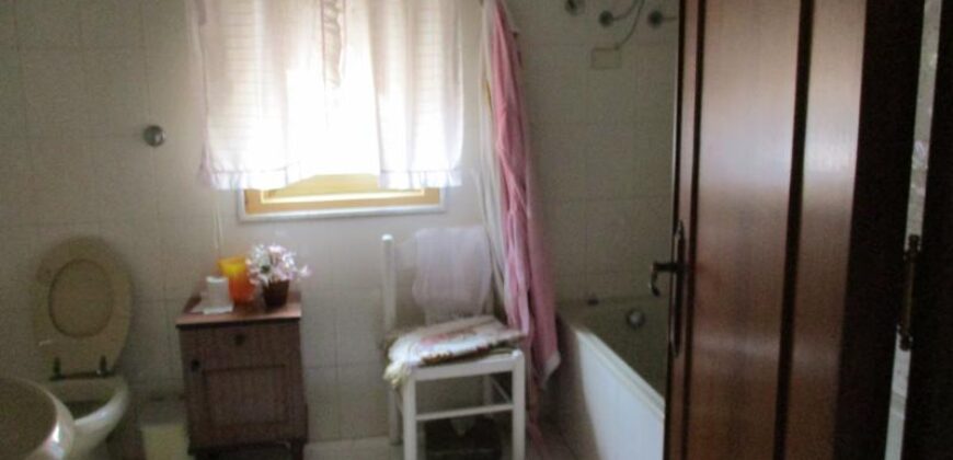 Termini Imerese:palazzina via Selva Sales