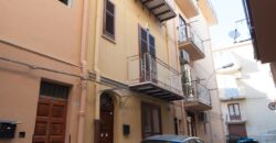 Termini Imerese: palazzina via Spadaro