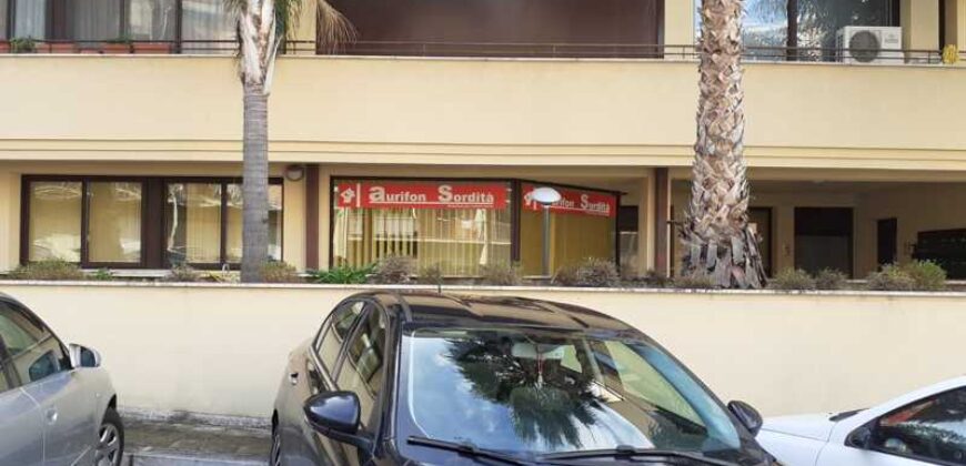 Cefalù: Immobile commerciale largo di Belgioioso