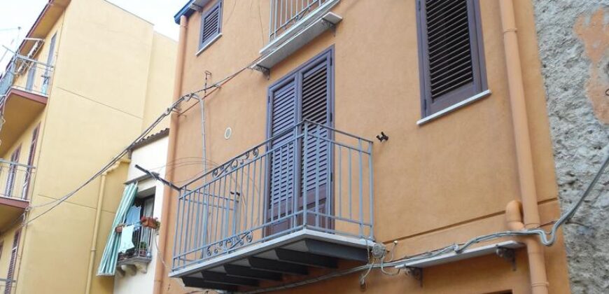 Termini Imerese: casa indipendente via Falcone e Borsellino