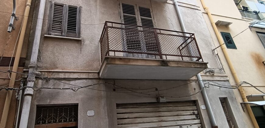 Termini Imerese: casa indipendente via Pirrone