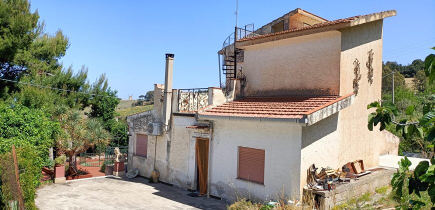 Termini Imerese: villa contrada San Giacinto