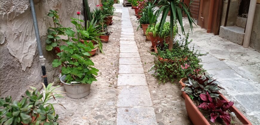 Termini Imerese: casa indipendente via De Michele