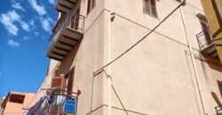 Termini Imerese: palazzina via Nivaloro