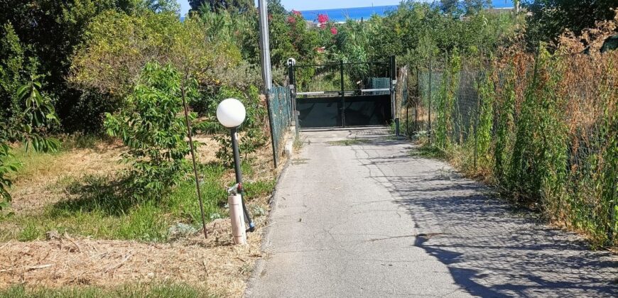 Termini Imerese: villetta contrada Quaranta Salme