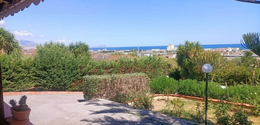 Termini Imerese: villetta contrada Quaranta Salme