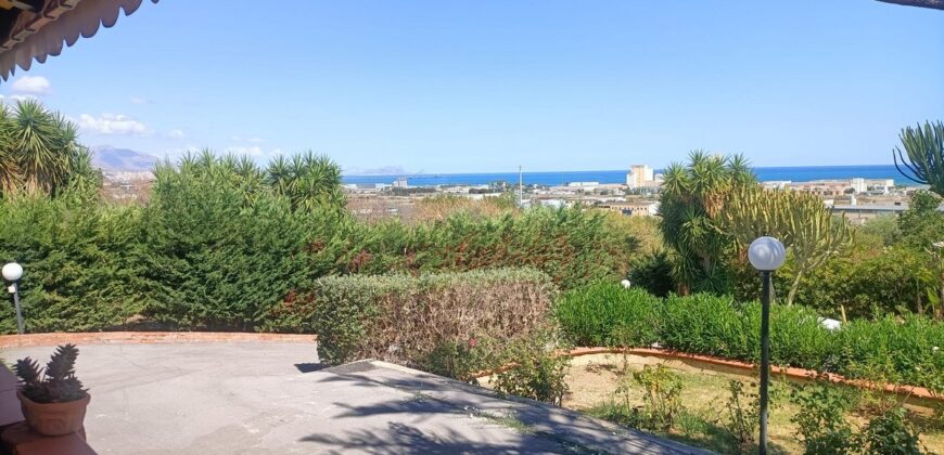Termini Imerese: villetta contrada Quaranta Salme