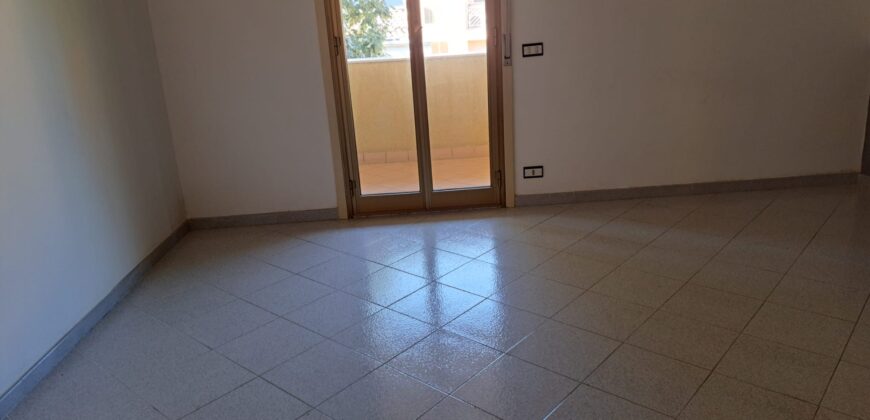Termini Imerese:appartamento duplex via Mommasala