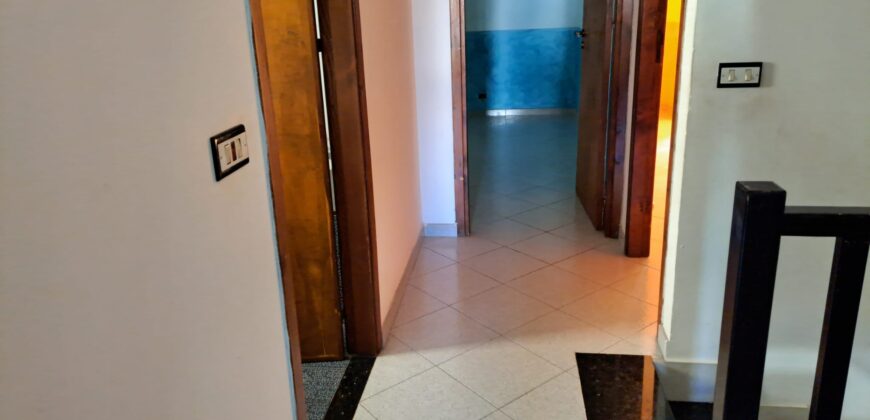 Termini Imerese:appartamento duplex via Mommasala