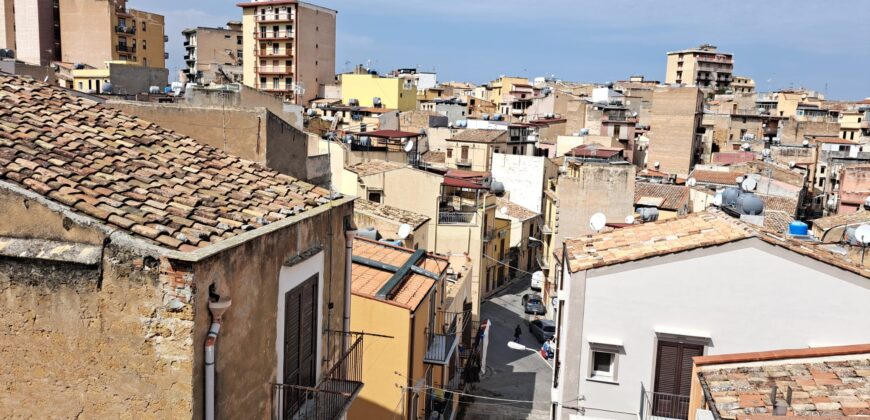 Termini Imerese:casa indipendente via Arezzo