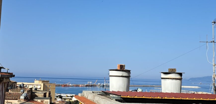 Termini Imerese: appartamento  Cortile Cirà