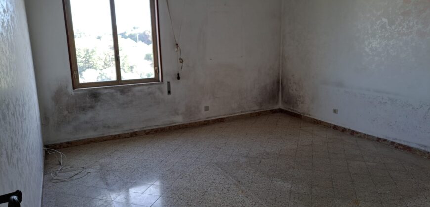Termini Imerese: appartamento via Ignazio  Candioto