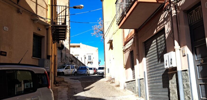 Termini Imerese: casa indipendente via Masso