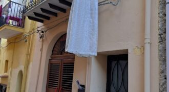 Termini Imerese: casa indipendente via Calabrò