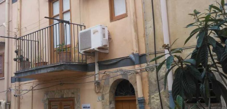 Termini Imerese: casa indipendente via Dell’Annunziata