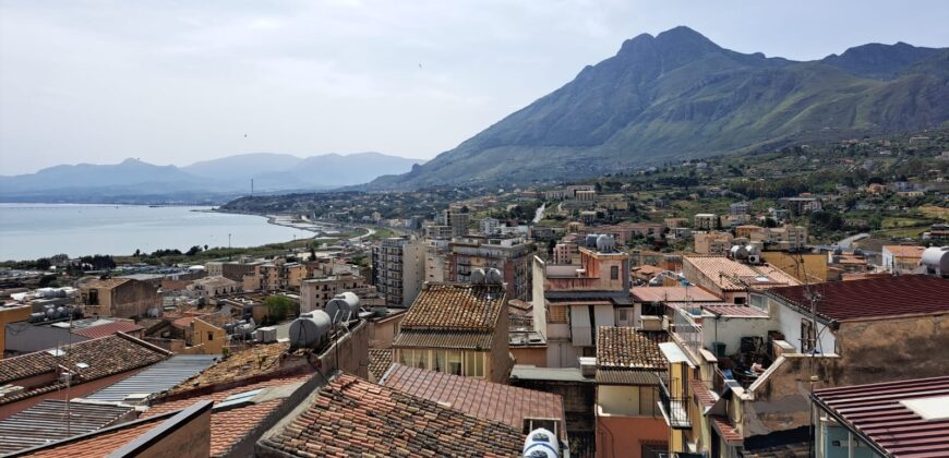 Termini Imerese: abitazione via Modestia