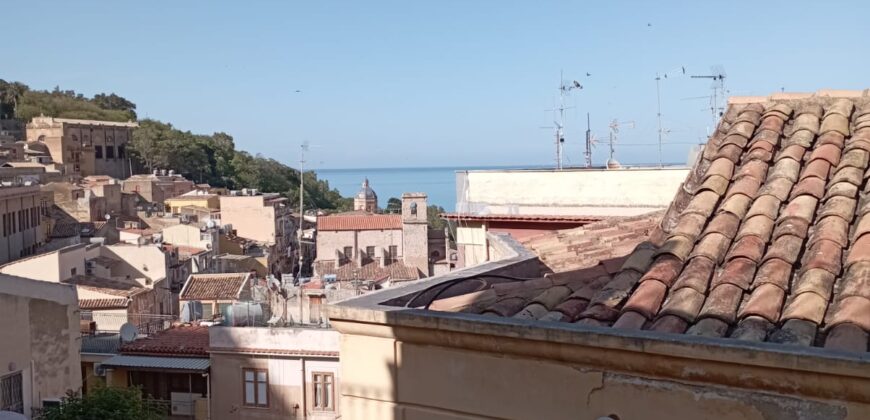 Termini Imerese: appartamento via Gregorio Ugdulena
