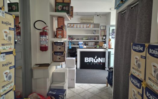 Termini Imerese:Locale Commerciale Corso Umberto e Margherita