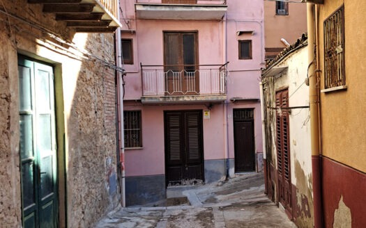 Termini Imerese: casa indipendente via Ergotole