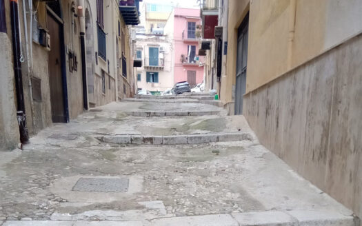 Termini Imerese: magazzino via Formusa