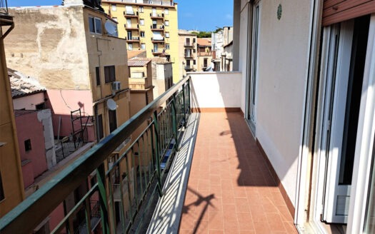Termini Imerese: appartamento via Garibaldi