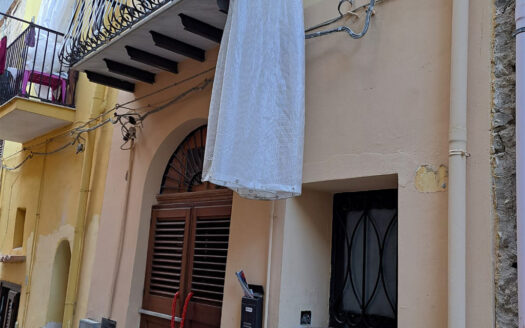 Termini Imerese: casa indipendente via Calabrò