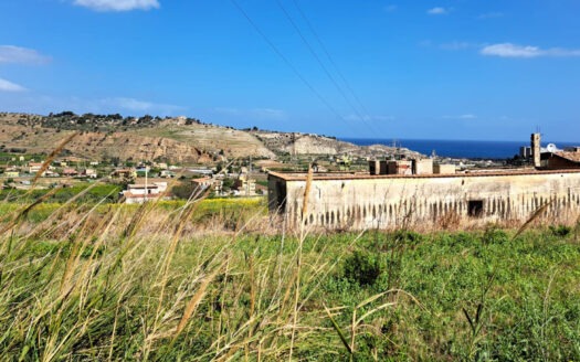 Termini Imerese: fabbricato rurale contrada Bevuto