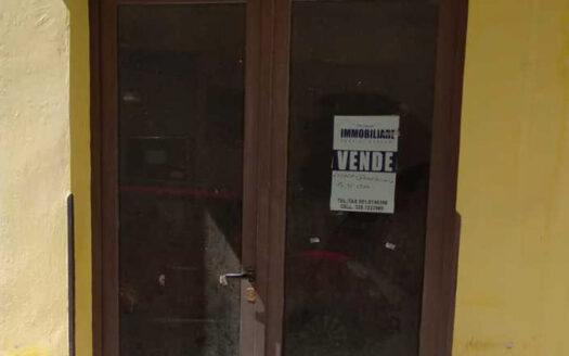 Termini Imerese: immobile commerciale Corso Umberto e Margherita