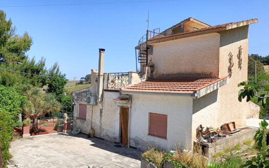 Termini Imerese: villa contrada San Giacinto