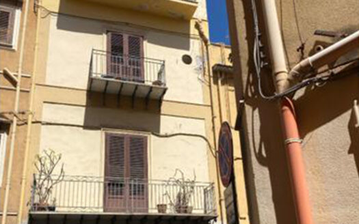 Termini Imerese: casa indipendente via Armando Diaz