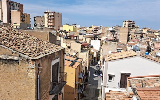Termini Imerese: casa indipendente via Arezzo