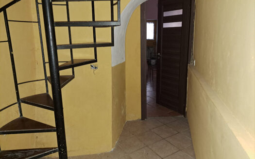Termini Imerese: casa indipendente via Calabrò