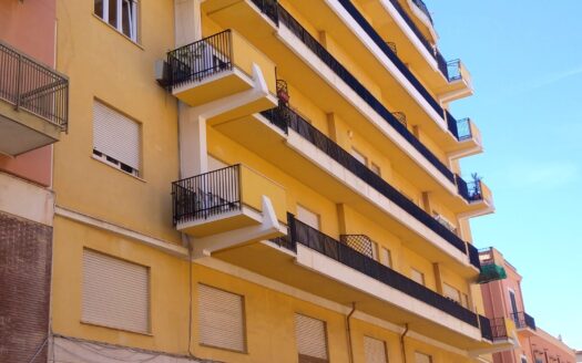 Termini Imerese: appartamento via Garibaldi