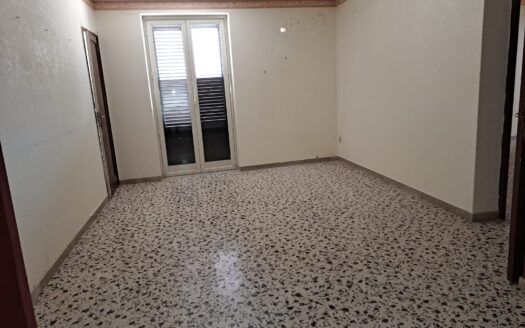 Termini Imerese: appartamento via Giacinto Lo Faso
