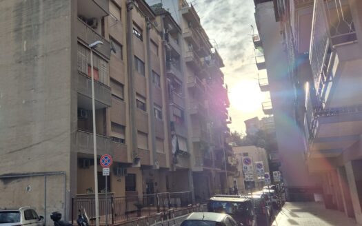 Termini Imerese:appartamento via San Vincenzo De Paoli