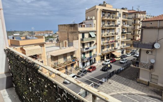 Termini Imerese: appartamento via Ugo La Malfa
