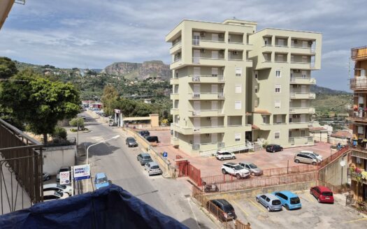 Termini Imerese: appartamento via Ugo La Malfa
