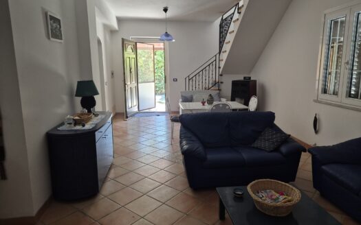 Campofelice di Roccella: Villa a schiera via dei Normanni