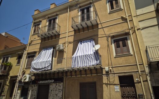 Termini Imerese: appartamento via Armando Diaz