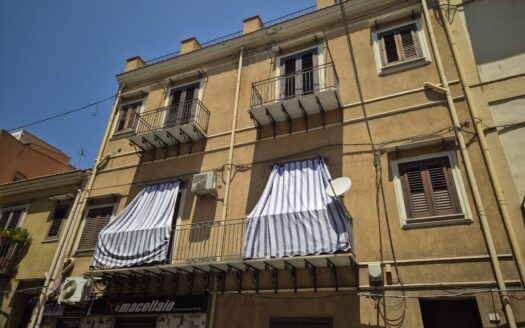 Termini Imerese: appartamento via Armando Diaz