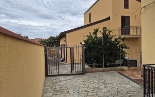 San Nicola L’Arena, Trabia : villa via Arco Lo Buono